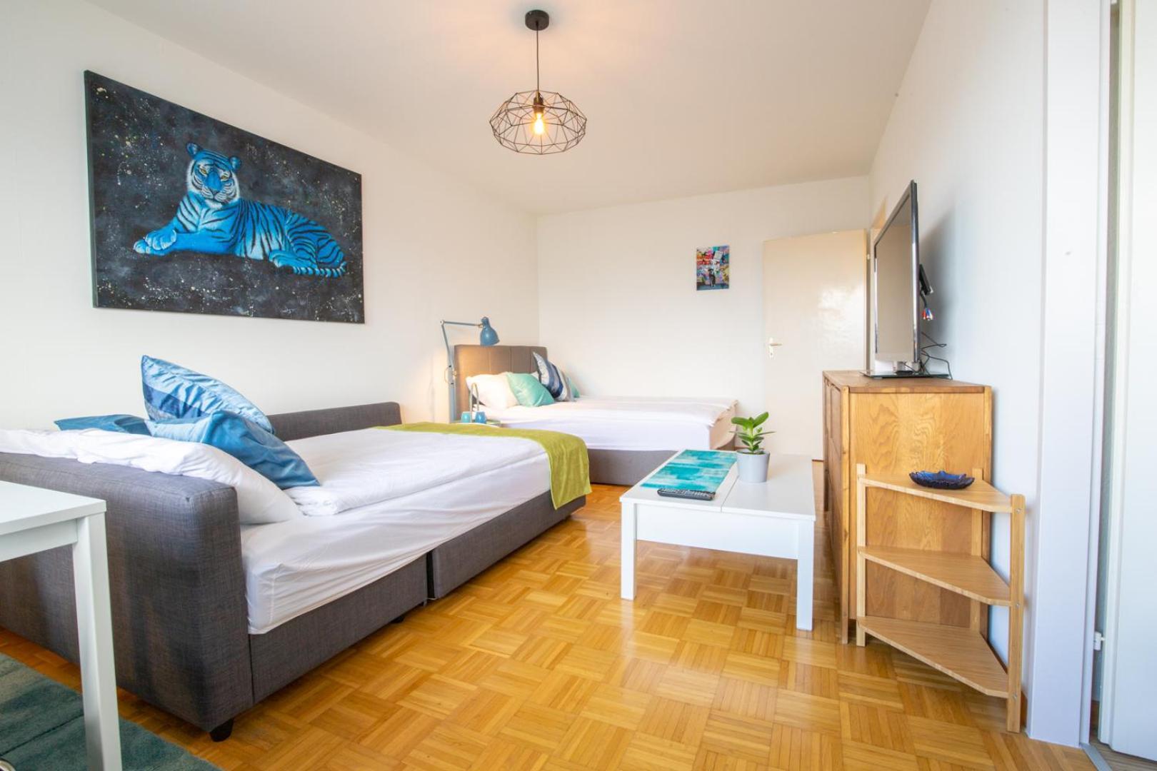 Special Blue Tiger Apartment Basel, Messe Kleinbasel 10-Star Bagian luar foto